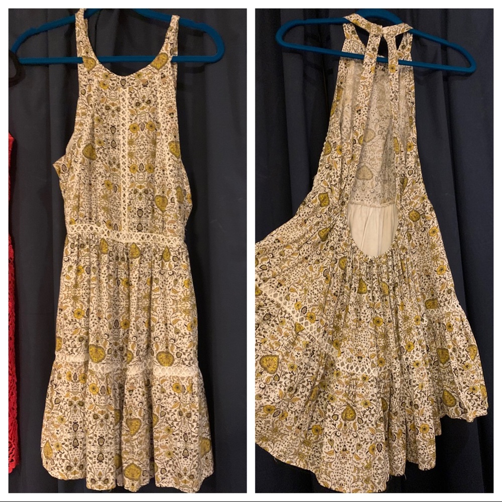 Size small backless high neck floral dress